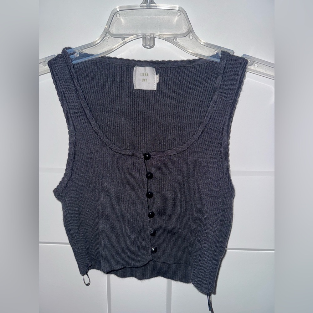Luna ivy Black Ribbed Button-Up crop Top